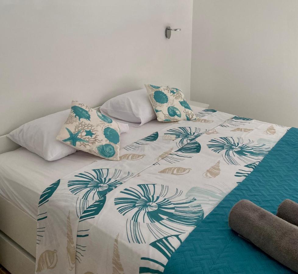 Apartmani Begic 1 I 2 Barbat na Rabu Exterior photo