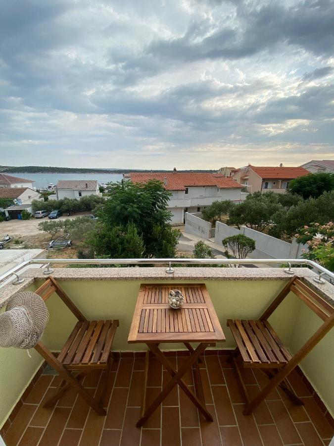 Apartmani Begic 1 I 2 Barbat na Rabu Exterior photo