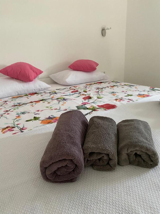 Apartmani Begic 1 I 2 Barbat na Rabu Exterior photo